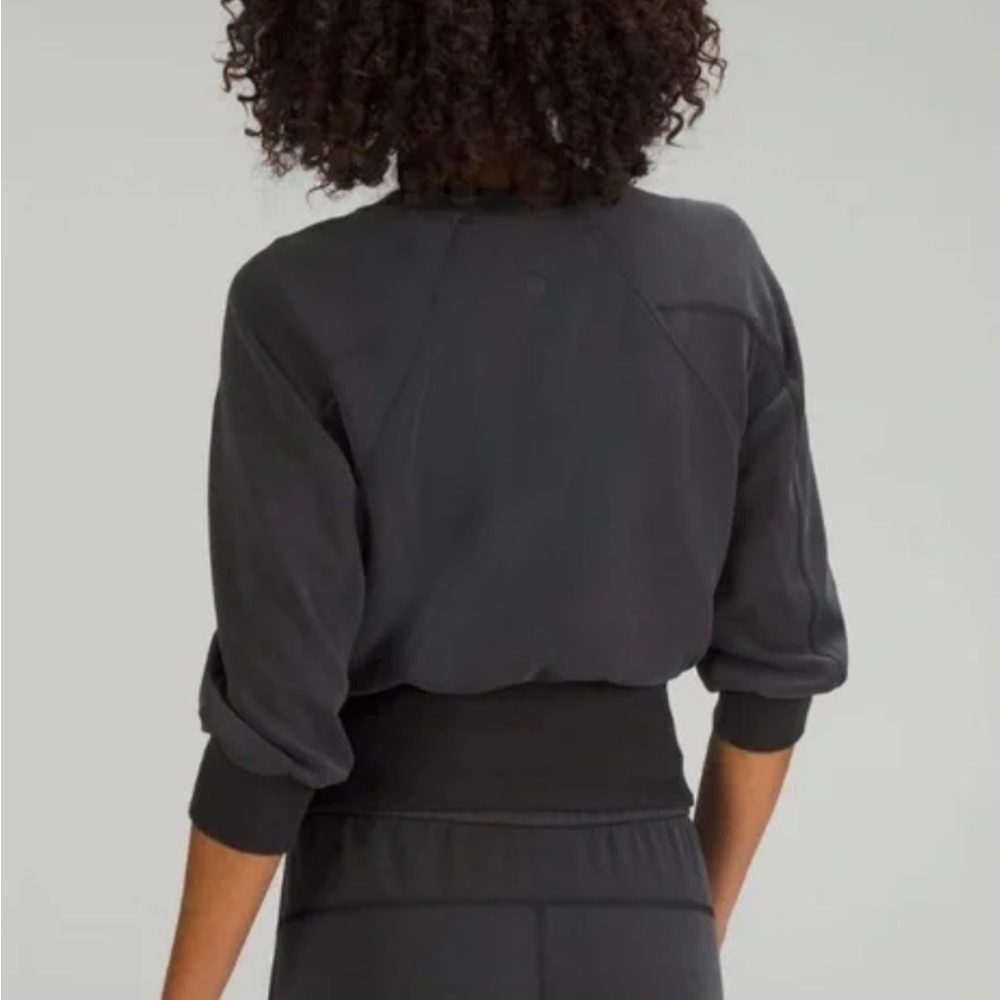 lululemon athletica Black Long Sleeve Top - Picture 4 of 4